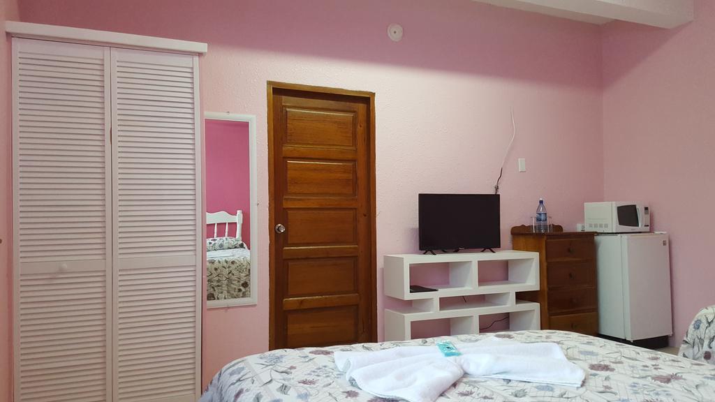 Anchorage Beach Resort Caye Caulker Εξωτερικό φωτογραφία